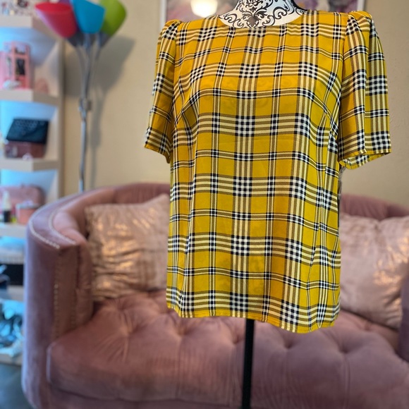 Vince Camuto New Top - Picture 2 of 4